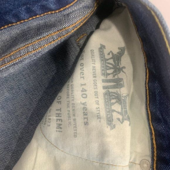 Levi's Men's 511 Big & Tall Distressed Cut Off Denim Jean Shorts Size 42 - Picture 3 of 7